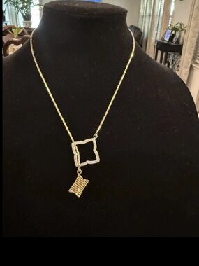 14k YG Clover Leaf  Necklace & Earring Set